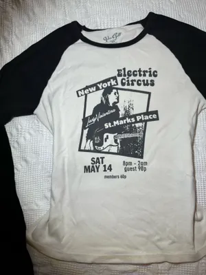 Brandy Melville John Galt Electric New York Circus Long Sleeve t-shirt thumbnail 3