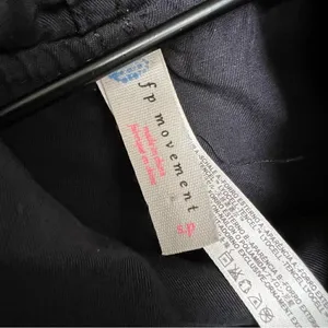 Free People Movement Far and Away Windbreaker Pullover Jacket Black Size Small thumbnail 5
