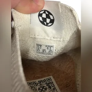 Vans UltraRange VR3 Cush Sneakers,Size 6.5,Made in Vietnam thumbnail 3