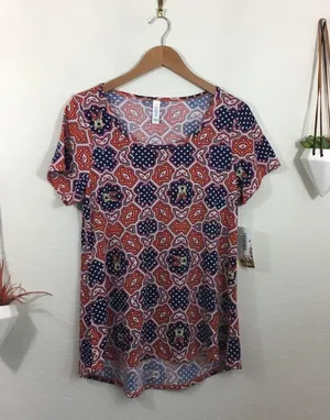 NWT LuLaRoe Disney Minnie Mouse the Classic T thumbnail 1