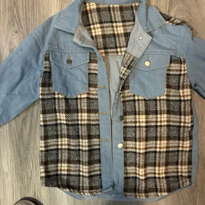 Boutique Shacket denim and flannel size Small thumbnail 7