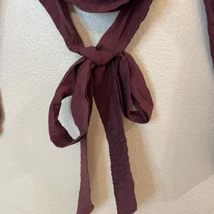 Forever 21 Women’s Wrap Around Surplice Deep Burgundy‎ Crop Top Size S thumbnail 6