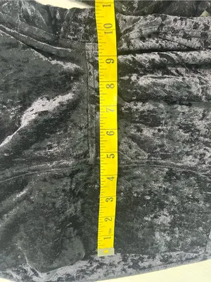 Lululemon Wunder Lounge High-Rise Tight crushed velvet thumbnail 6
