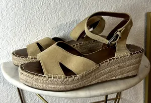 Franco Sarto Pellia Womens Suede Ankle Sandals Womens Size 7.5 Tan Brown thumbnail 1