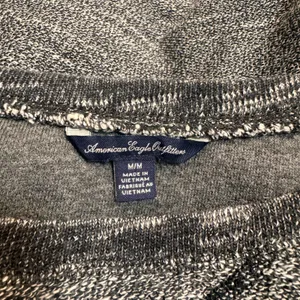 American Eagle‎ Layered Hem Pullover Top Heathered Knit Casual Gray Medium M thumbnail 3