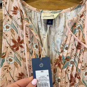 Universal Threads NWT Universal Thread Women’s Floral Dress size XS thumbnail 4