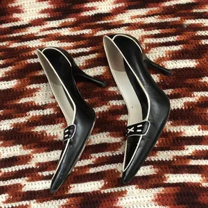 Vintage Y2K Office Siren Sporty Vixen Goth Black white kitten high heels pumps pointed toe-7.5M thumbnail 2