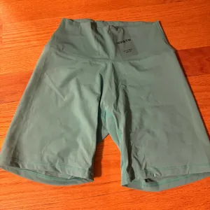 ⭐️NVGTN Seafoam High-Rise Bike Shorts thumbnail 1