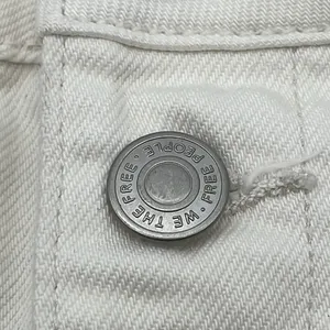 FREE PEOPLE White Denim Jean Mini Skirt 29 Cotton Distressed Raw‎ Hem Button Fly thumbnail 8