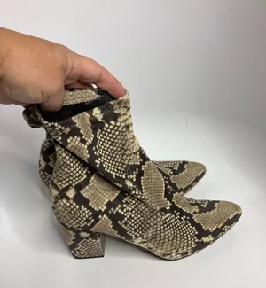 Steve Madden Tristine Booties Women 10M Tan Snakeskin Excellent Block Heel Zip thumbnail 1