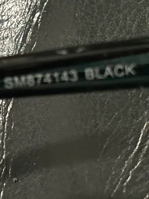 Steve Madden Black Frame Sunglasses with Dark Gradient Lenses thumbnail 8