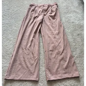 Halara day stretch trousers  thumbnail 3