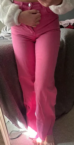 Straight Leg Jeans Size 25 thumbnail 2