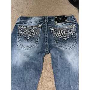 Miss Me Cropped Capri Jeans thumbnail 6