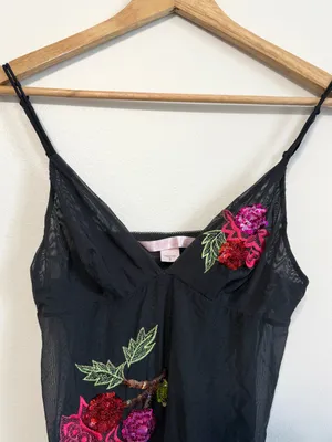 Victoria’s Secret Y2K Floral Tank Cami Top Size Small Pink Embroidered Embellish thumbnail 3