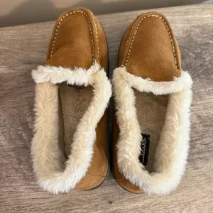 Clarks Mandy Brown Suede Leather Slippers Women’s Sz 9M Faux Fur Indoor/Outdoor thumbnail 4