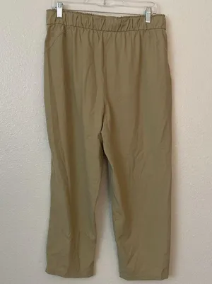 Lululemon 12 Stretch High Rise Crop 23" in Trench Tan thumbnail 10