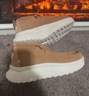 NWT Hey dude Wendy Peak Hi Suede Shoe thumbnail 1