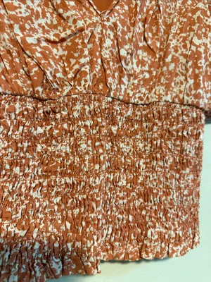 Abercrombie & Fitch Rust and White Floral V-Neck Smocked Crop Blouse thumbnail 4