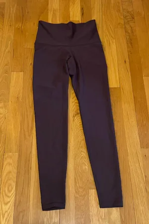 Old Navy High-Waisted Leggings thumbnail 1