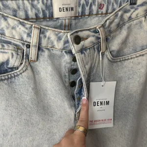 NEW Sezane Denim Brute Sexy The Green Blue Jean Capsule Minimalist Luxury 27 thumbnail 4