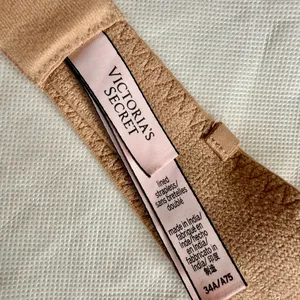 NWOT Victoria's Secret Body by Victoria Lined Strapless Bra, Size 34A, Praline thumbnail 7