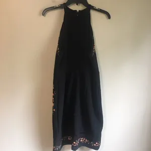 Endless Rose medium black dress‎ thumbnail 2