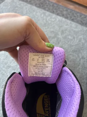 Women's Avenger Composite Toe WP Hiker Work Boot 7123 - size 8.5 thumbnail 10