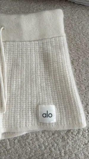 Alo cashmere shorts thumbnail 3