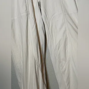 Lululemon athletica white dance studio pants? Size 2 thumbnail 2