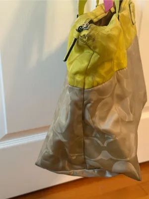 Y2K Coach Getaway Nylon Signature Tote in Yellow and Cream thumbnail 9