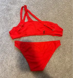 Xhilaration Red/Orange One Shoulder Strappy Bikini Set thumbnail 4