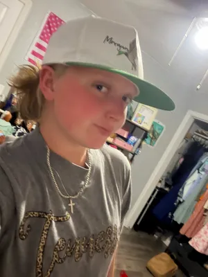morgan wallen concert hat Green thumbnail 2