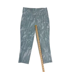 Lululemon Green Leggings Size 10 - Gently Used thumbnail 5