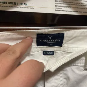 American Eagle Outfitters Women's Cream Shorts Shortie Size 10 thumbnail 3