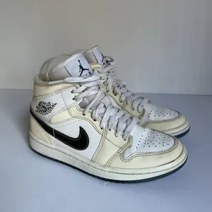 Air Jordan 1 Mid White Black Sail Women 5 Youth 3.5Y High Top Sneakers thumbnail 3