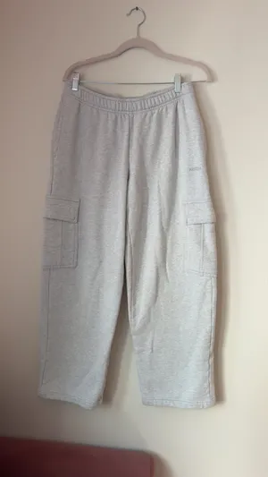 Aritzia Cargo Sweatpants Cozy Fleece Mega thumbnail 4