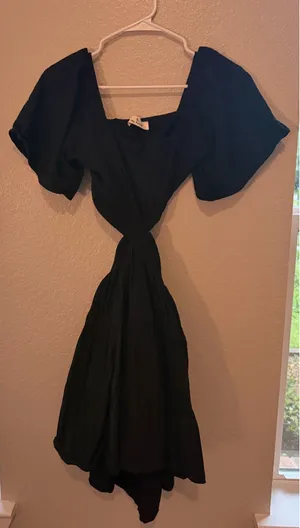 Shy Velvet Open Sides/Back Dress - Black Size S thumbnail 1