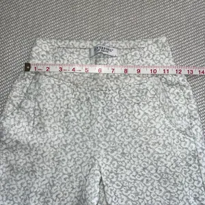 Liverpool White Gray Cheetah Animal Print Jogger Sweatpants Sz Xs thumbnail 4