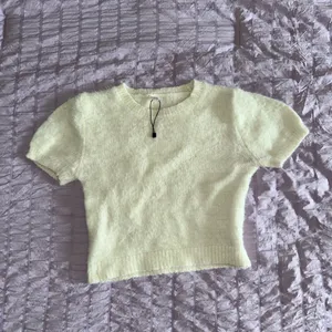 Garage Fuzzy Short-Sleeve Knit Sweater – Size P/S – NWOT thumbnail 5