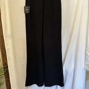Lulu's Strapless Jumpsuit Size Medium Black Romper Staple Piece‎ Wide Leg NWT thumbnail 5