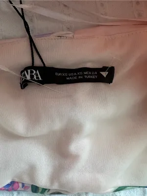 ZARA - Mini halter top with flowers NWT thumbnail 3