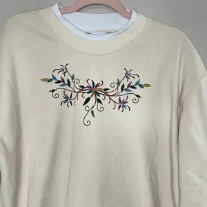 EASY COMFORTS STYLE Embroidered‎ Sweatshirt, XL White thumbnail 2