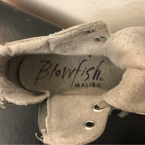 Blowfish Womens size 8 Malibu Hi Top Sneakers Gray Zip Boho Shoes Boho thumbnail 9
