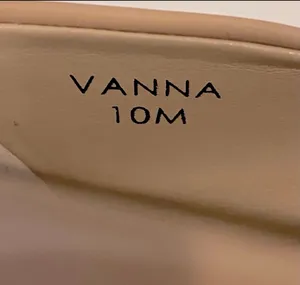 Ellen Tracy Vanna Nude Tan Peep Toe Heels Pumps Shoes 10 Neutral thumbnail 7