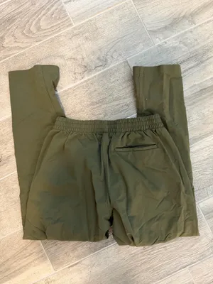 Outdoor Voices Rec Trek Pants XS army green thumbnail 4
