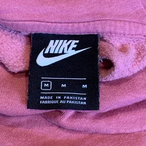 Nike Hoodie Women Medium‎ Pink Pullover Funnel Neck Sporty Athleisure Sweatshirt thumbnail 3