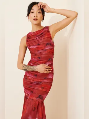 Elliatt Elise Red Ruched Mermaid Maxi Dress Size XS thumbnail 3