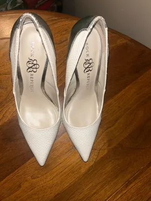 Rock & Republic faux snake skin and silver heels size 6 woman’s dress shoes thumbnail 2