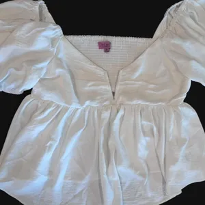 Mi Ami White Puff Sleeve Babydoll Top Smocked Blouse - Size M thumbnail 1